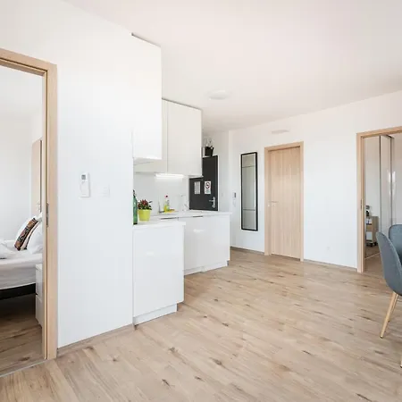 Sunset Towers Apartament *