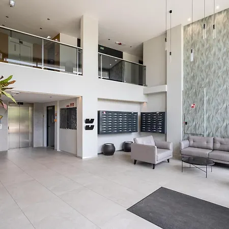 Sunset Towers Apartment *